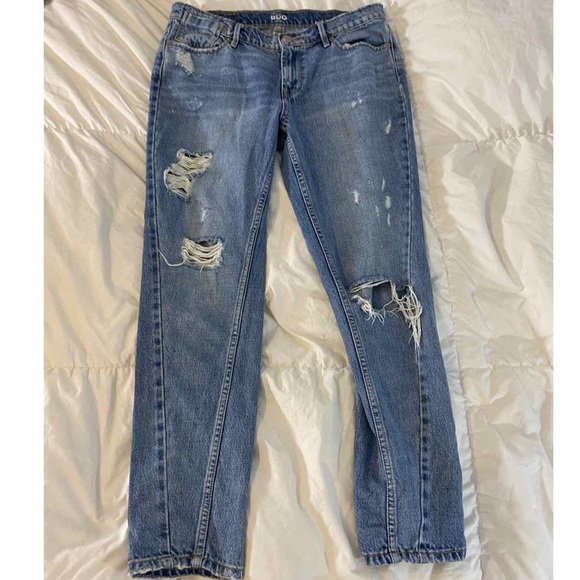 BDG Distressed Boyfriend Jeans - Picture 1 of 15